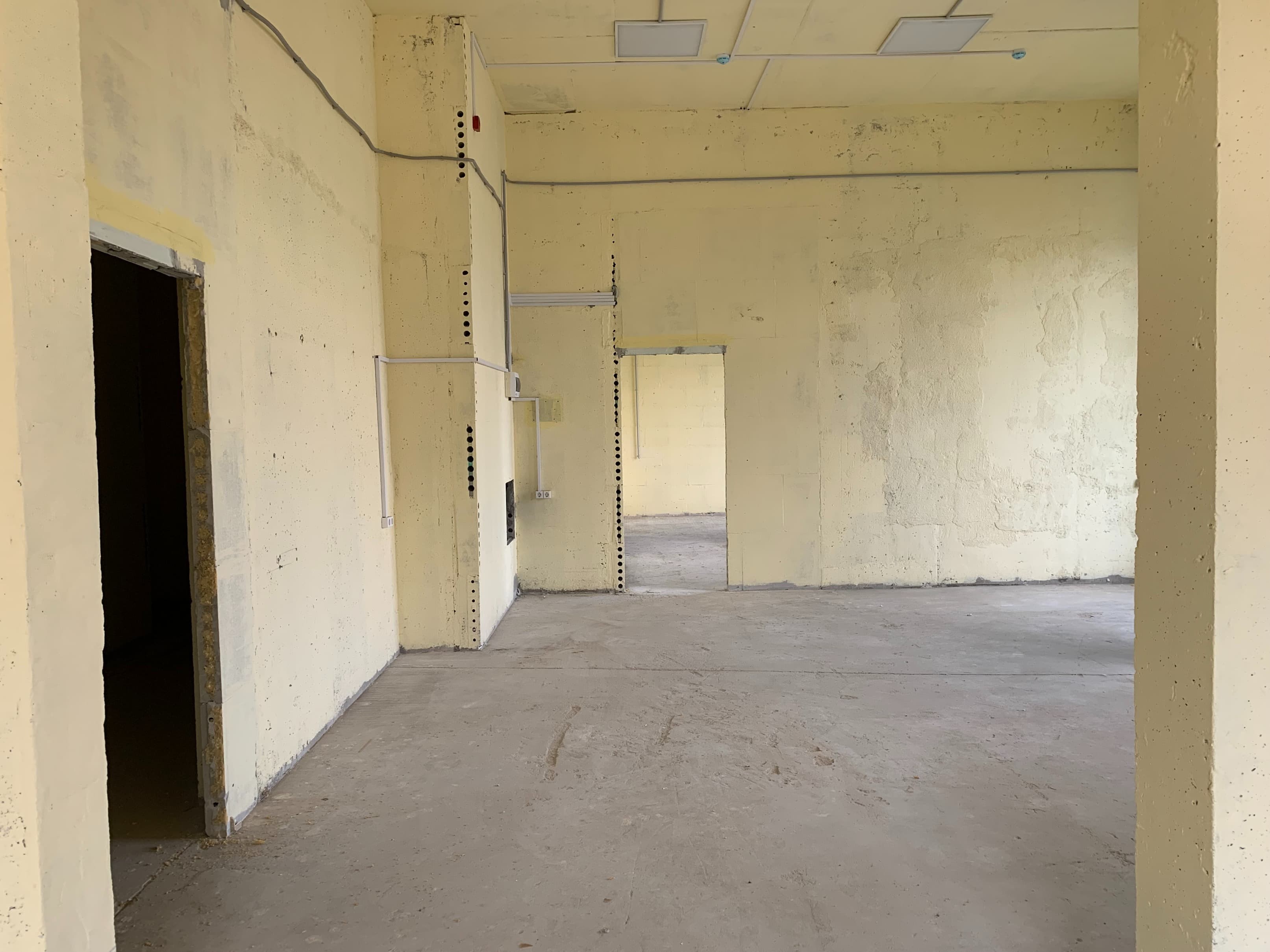 Офис помещение. Закрепленного помещения. Вестибюль в современном стиле. Закрепленного помещения. Gml панели для чистых помещений.