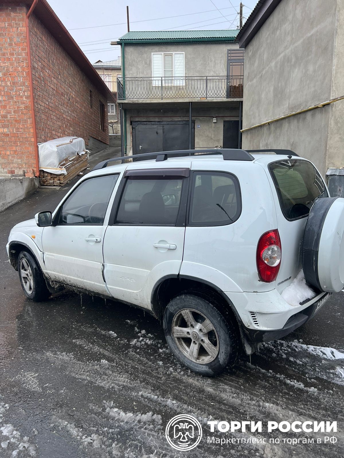 Chevrolet Niva 212300